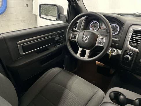 Used 2024 RAM 1500 Warlock RWD image 12