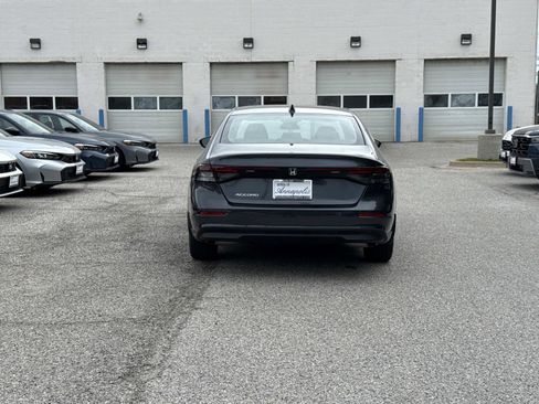 Certified 2023 Honda Accord EX image 22