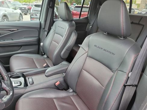 Certified 2022 Honda Ridgeline Black Edition image 5