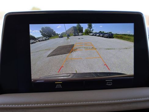 Used 2023 Chevrolet Suburban Premier AWD/4WD image 24