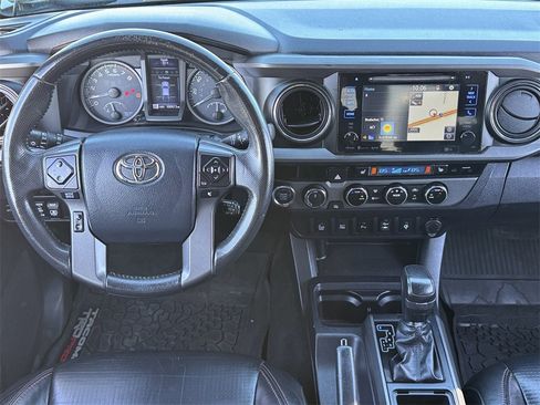 Used 2017 Toyota Tacoma TRD Pro image 14