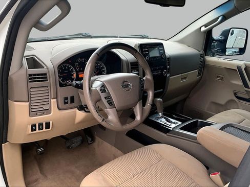 Used 2013 Nissan Titan SV w/ SV Value Truck Pkg AWD/4WD image 16