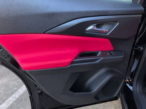 New 2026 Chevrolet Equinox EV RS image 9