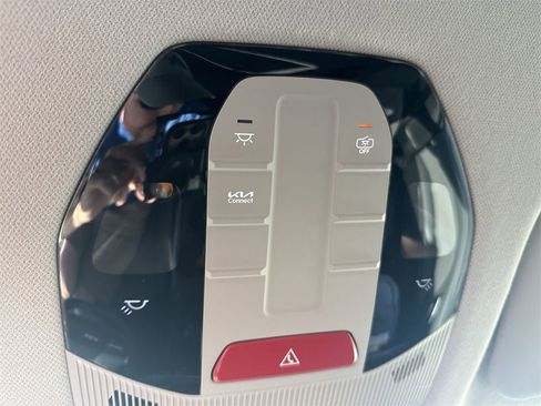 New 2025 Kia K4 EX image 31