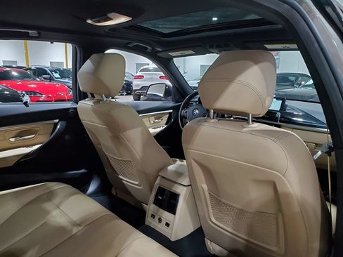 Used 2018 BMW 340i xDrive Sedan AWD/4WD image 22