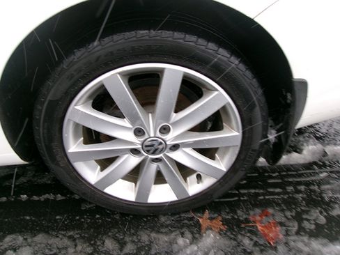 Used 2014 Volkswagen Jetta SE image 9