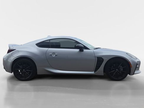 Used 2022 Toyota GR86 Premium image 6