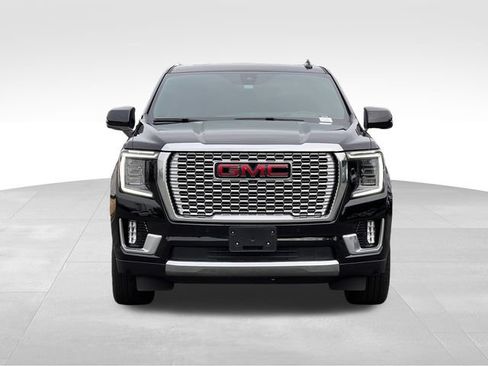 Used 2021 GMC Yukon Denali w/ Denali Premium Package RWD image 8