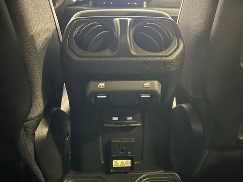New 2026 Jeep Wrangler Unlimited Rubicon image 18