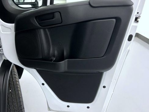 Used 2023 RAM ProMaster 2500 FWD image 16