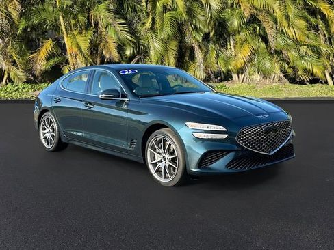 Used 2025 Genesis G70 2.5T image 2