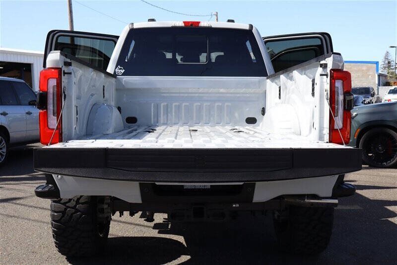 Used 2026 Ford F350 Platinum AWD/4WD image 40