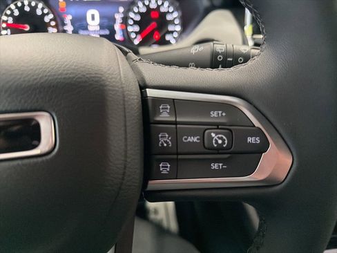 New 2026 Jeep Compass Limited image 10