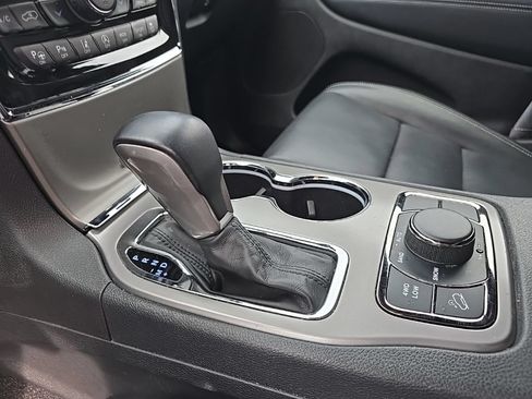 Certified 2021 Jeep Grand Cherokee Limited w/ Quick Order Package 28K 80th AWD/4WD image 20