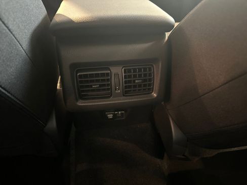 Used 2025 Toyota Camry LE image 24