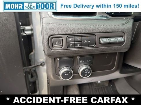 Used 2023 GMC Yukon Denali image 14