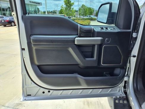 Used 2019 Ford F150 Raptor w/ Equipment Group 802A Luxury AWD/4WD image 12