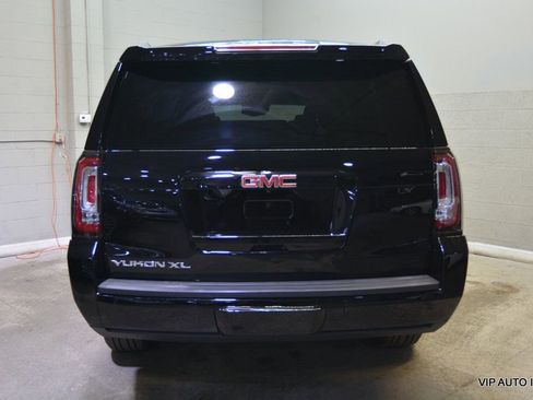 Used 2019 GMC Yukon XL SLT image 36