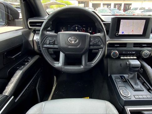 Used 2025 Toyota Tacoma SR5 image 5