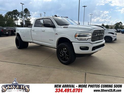 Used 2022 RAM 3500 Laramie AWD/4WD image 1