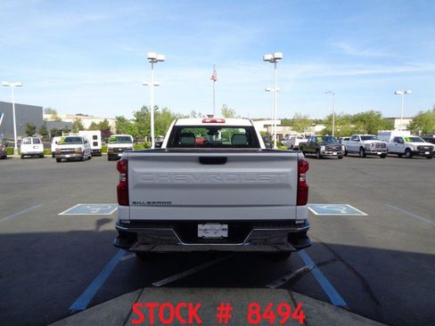 Used 2025 Chevrolet Silverado 1500 W/T image 4