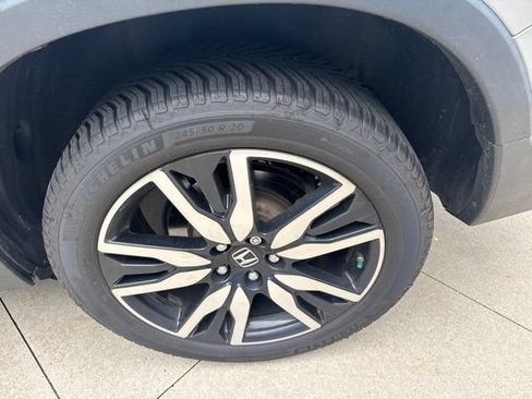 Used 2021 Honda Pilot Elite image 11