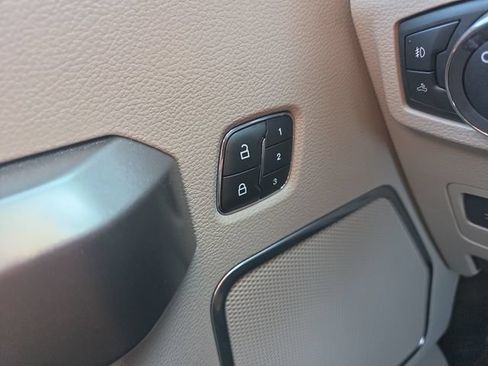 Used 2019 Ford F350 Limited AWD/4WD image 12