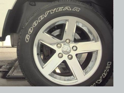 Used 2018 RAM 1500 Express w/ Express Value Package image 19