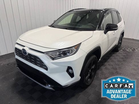 Used 2019 Toyota RAV4 XSE AWD/4WD image 1
