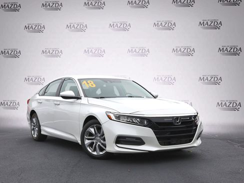 Used 2018 Honda Accord LX image 2