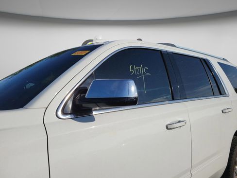 Used 2017 Chevrolet Tahoe Premier AWD/4WD image 29