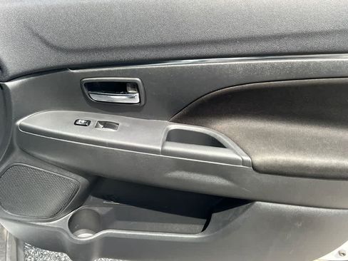 Used 2024 Mitsubishi Outlander Sport AWD image 14
