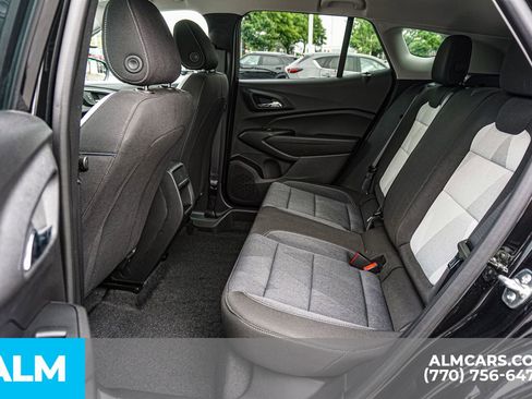 Used 2025 Chevrolet Trax LS w/ LS Convenience Package FWD image 22