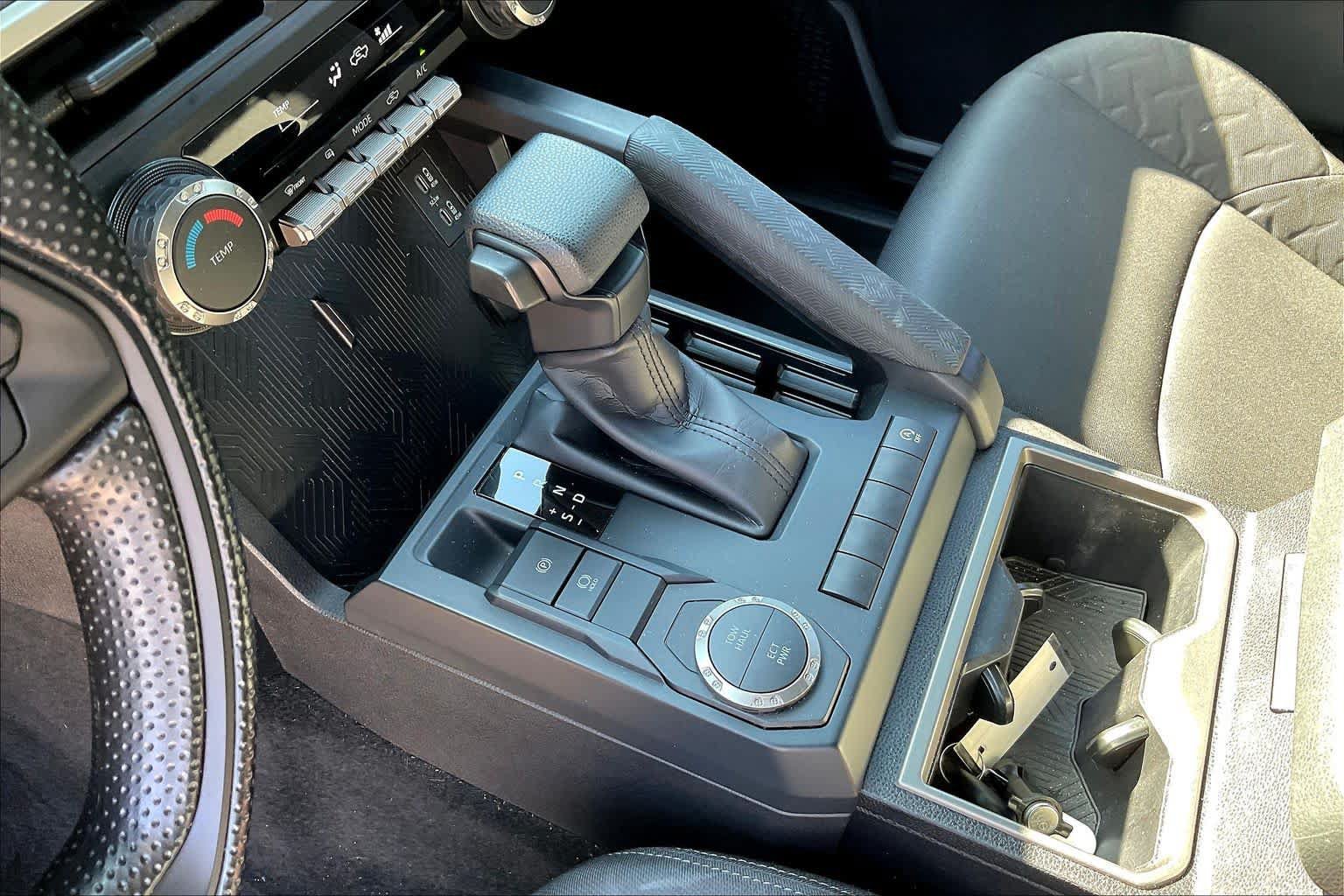 Used 2025 Toyota Tacoma SR5 RWD image 16