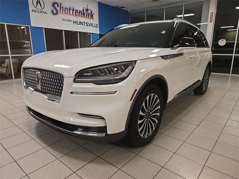 Used 2022 Lincoln Aviator Reserve image 4