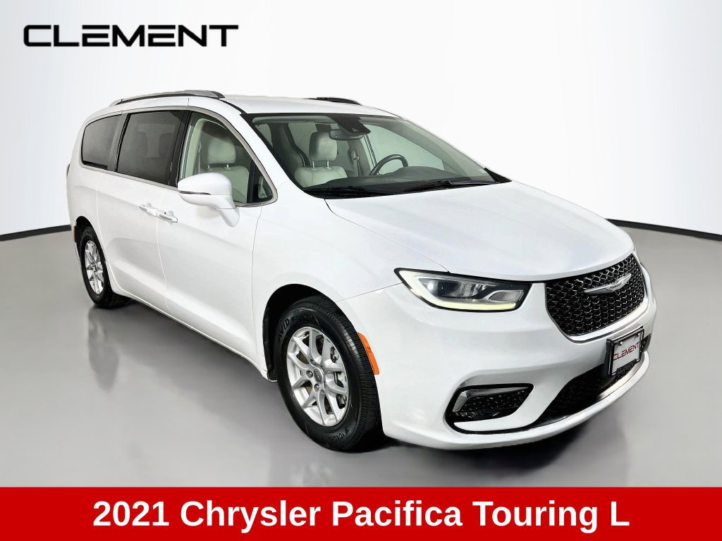 Used 2021 Chrysler Pacifica Touring-L FWD image 3