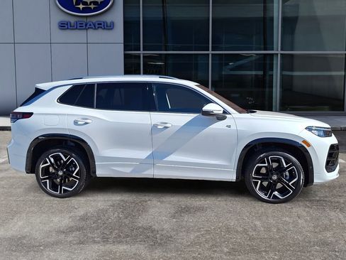 Used 2026 Volkswagen Tiguan SEL R-Line image 8