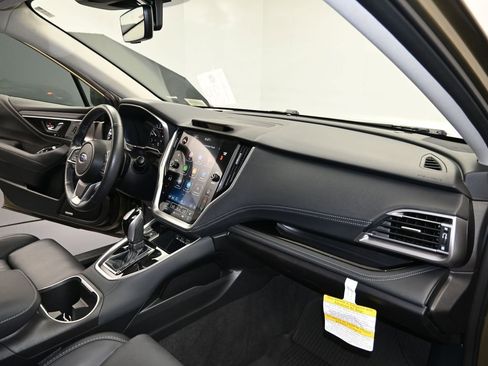 Used 2023 Subaru Outback Limited image 31