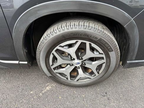 Used 2019 Subaru Forester Premium image 19