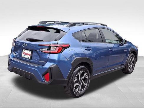 Used 2025 Subaru Crosstrek 2.5i Premium AWD/4WD image 6