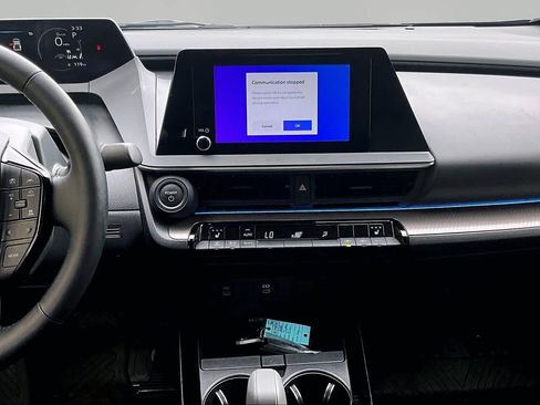 Certified 2024 Toyota Prius XLE FWD image 7