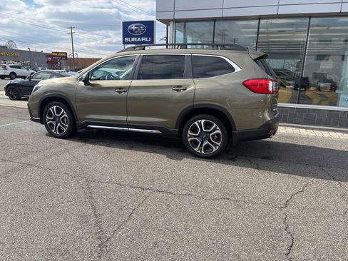 Certified 2023 Subaru Ascent Limited w/ Technology Package image 10