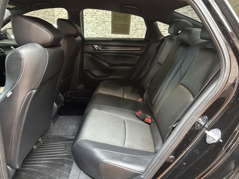 Used 2022 Honda Accord Sport image 14