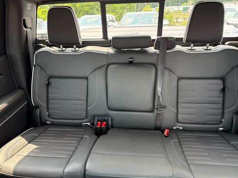 Used 2024 GMC Sierra 1500 AT4X AWD/4WD image 24