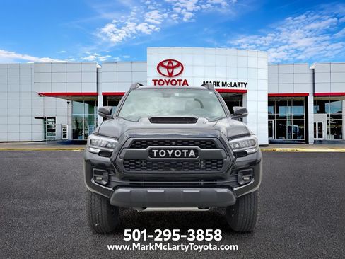Used 2023 Toyota Tacoma TRD Pro AWD/4WD image 8