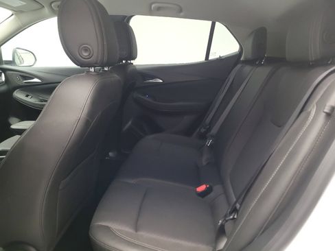 Used 2024 Buick Encore GX Preferred FWD image 18