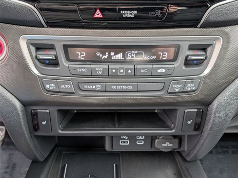 Used 2025 Honda Ridgeline TrailSport image 27