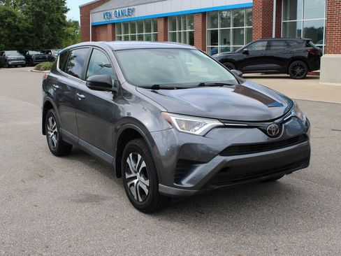 Used 2018 Toyota RAV4 LE w/ All Weather Liner Package FWD image 2