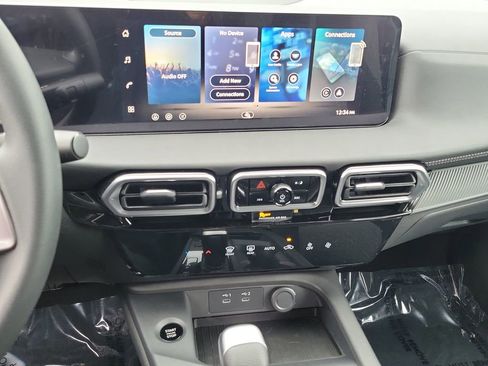 New 2026 Nissan Sentra SV w/ Floor Mat Package FWD image 10