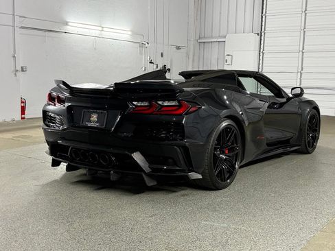 Used 2024 Chevrolet Corvette Z06 w/ Stealth Interior Trim Package RWD image 9